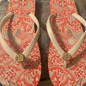TORY BURCH SANDALS.